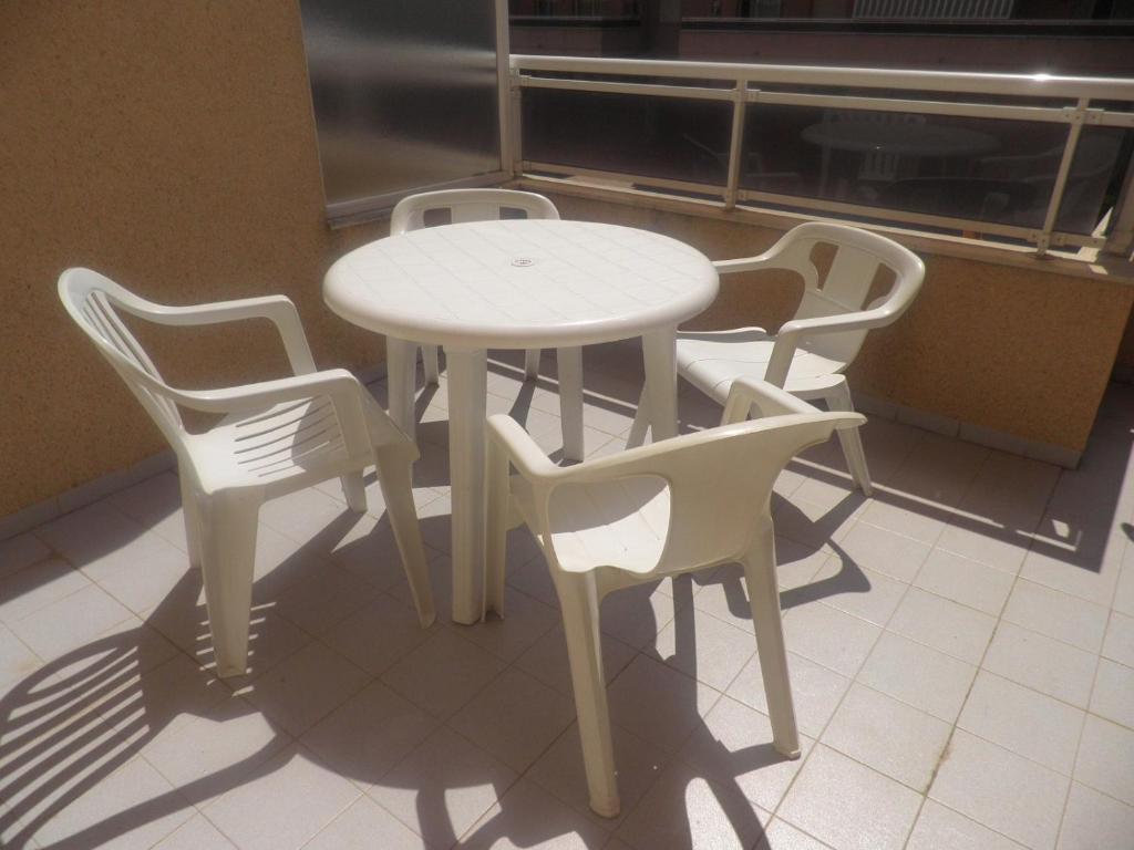 Rvhotels Apartamentos Ses Illes Blanes Luaran gambar