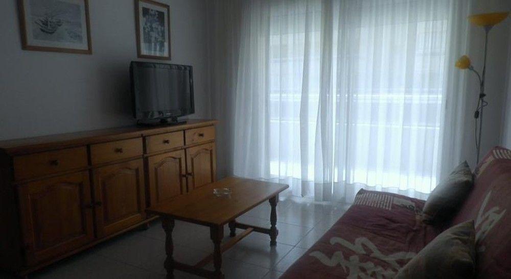 Rvhotels Apartamentos Ses Illes Blanes Luaran gambar