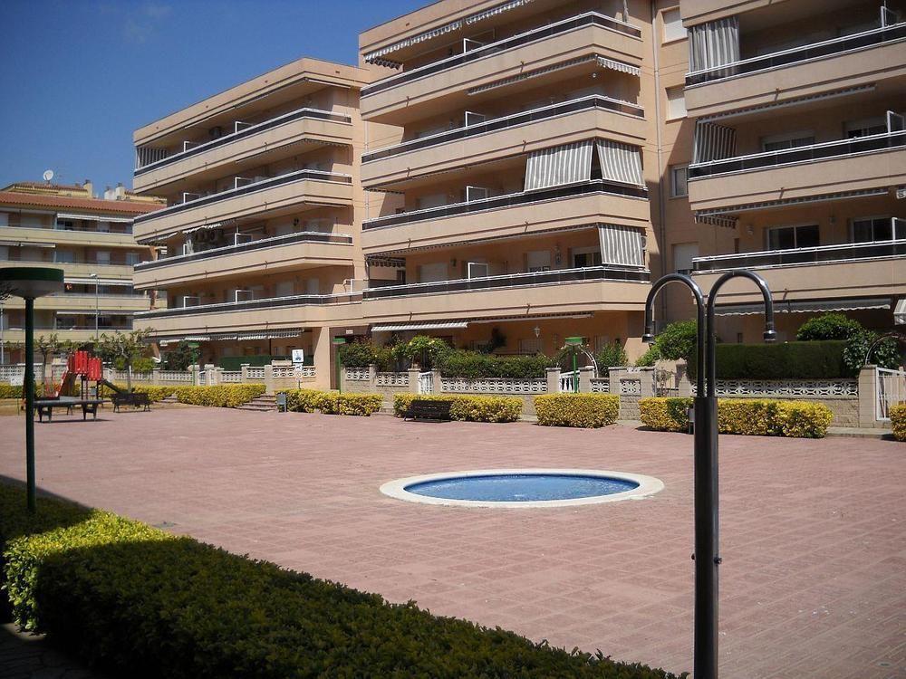 Rvhotels Apartamentos Ses Illes Blanes Luaran gambar